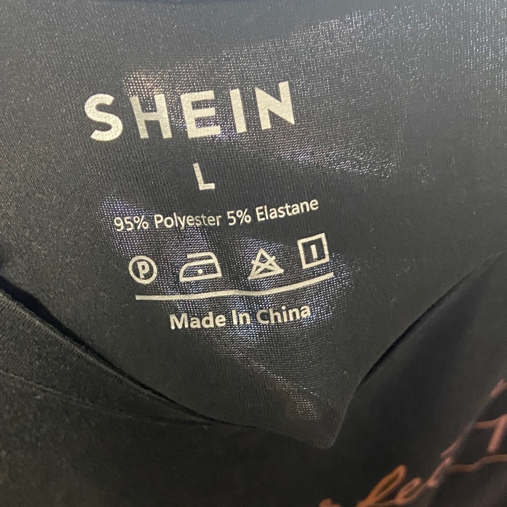 SHEIN Black Short Sleeve Tee